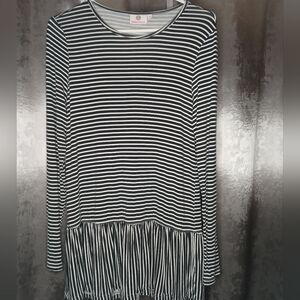 MarleyLilley Brand Striped Long Sleeve Top - Black and White Size Small